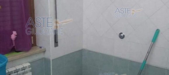 4 rooms Apartment in Rome, Italy No. 197720 21