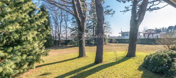 15 rooms Villa in Fenegrò, Italy No. 157556 7