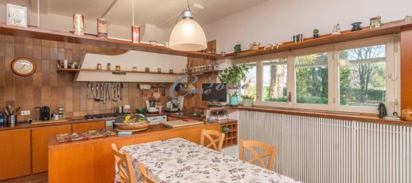 15 rooms Villa in Fenegrò, Italy No. 157556 15