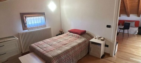 4غرفة منزل ذو طابقين في Maserada sul Piave, Italy رقم 291016 20