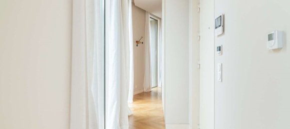 1 bedroom Apartment in Lisbon, Portugal No. 125629 2