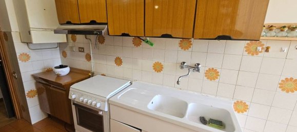 4 rooms Apartment in Rieti, Italy No. 375738 8