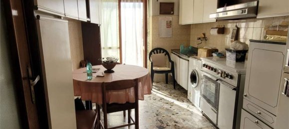 Apartamento de 4 divisões em Cerignola, Italy N.º 129446 8