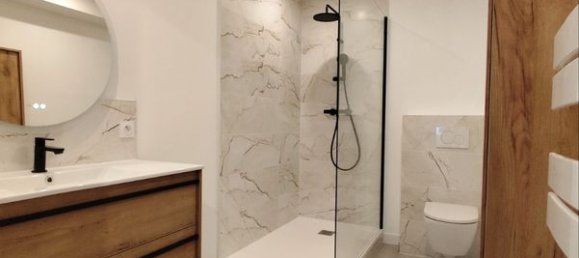 3 Schlafzimmer Wohnung in Tours, France, Nr. 280967 2