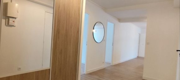 3 Schlafzimmer Wohnung in Tours, France, Nr. 280967 3