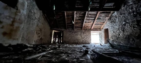 Дом с 6 комнатами в Пастренго, Италия № 65435 23