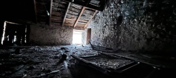 Дом с 6 комнатами в Пастренго, Италия № 65435 24