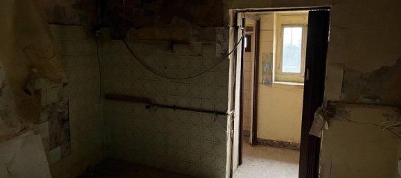 Дом с 6 комнатами в Пастренго, Италия № 65435 12