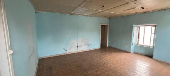 Дом с 6 комнатами в Пастренго, Италия № 65435 4