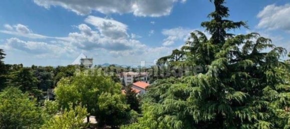 3 bedrooms Penthouse in Padua, Italy No. 359132 4