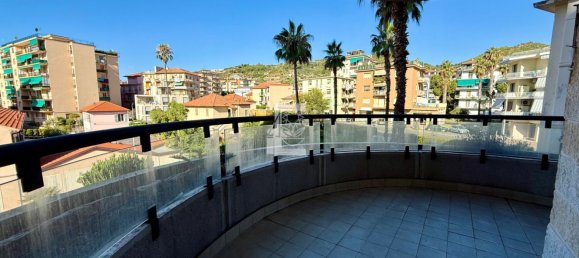 3 rooms Apartment in Taggia, Italy No. 299701 20