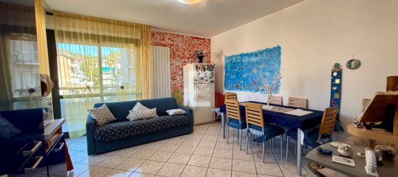 3 rooms Apartment in Taggia, Italy No. 299701 4