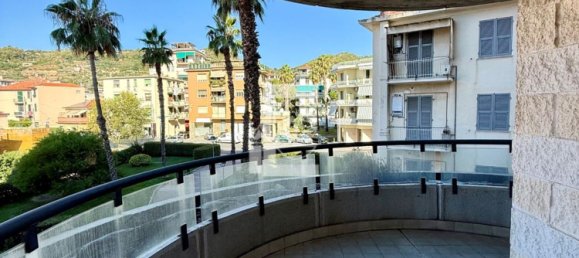 3 rooms Apartment in Taggia, Italy No. 299701 25