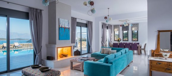 5 bedrooms Villa in Agios Nikolaos, Greece No. 6015 8