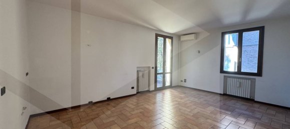 Квартира с 4 комнатами в Кастельнуово Рангоне, Италия № 22057 6