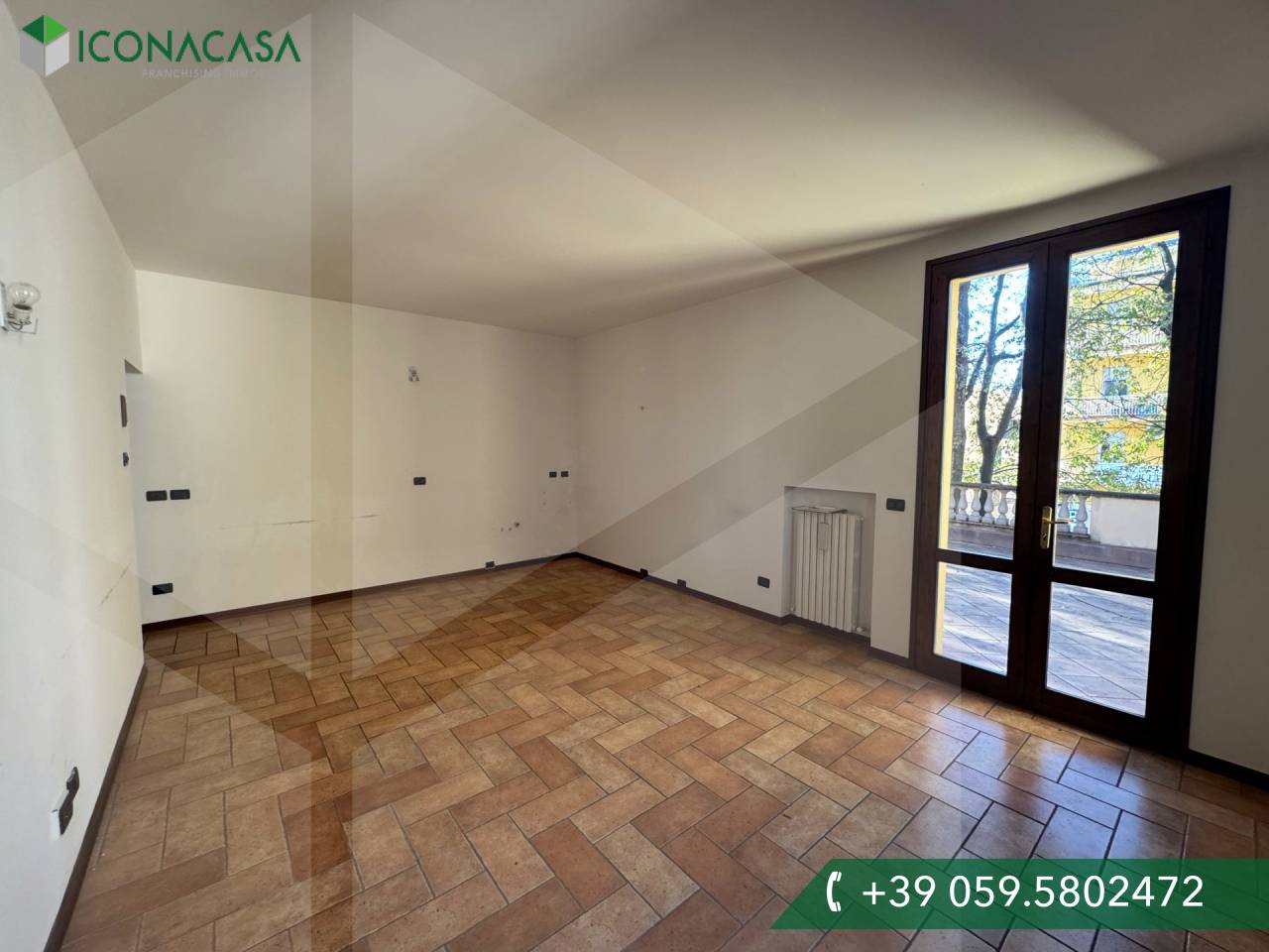 Квартира с 4 комнатами в Кастельнуово Рангоне, Италия № 22057