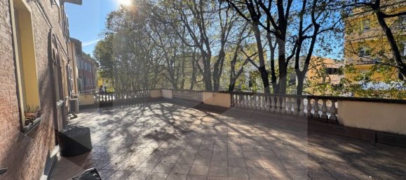 Квартира с 4 комнатами в Кастельнуово Рангоне, Италия № 22057 4