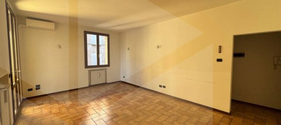 Квартира с 4 комнатами в Кастельнуово Рангоне, Италия № 22057 7