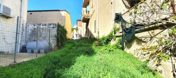 1228m² Land in Godrano, Italy No. 163749 3