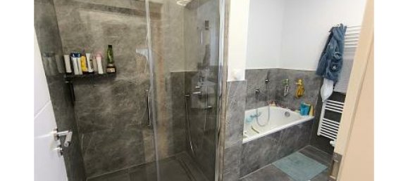 Квартира с 3 комнатами в Вольфсбург, Германия № 365007 3