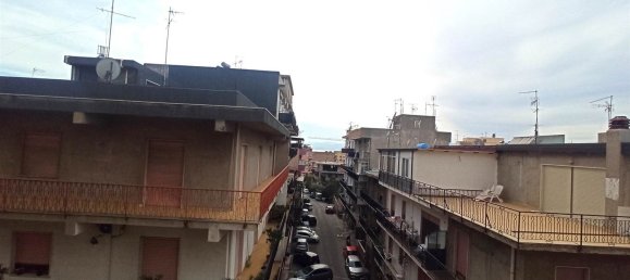 Apartamento de 4 divisões em Reggio Calabria, Italy N.º 35871 7