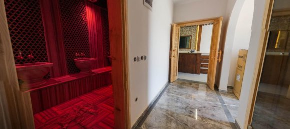 Villa 5+1 in Kargicak, Turkey No. 16724 20