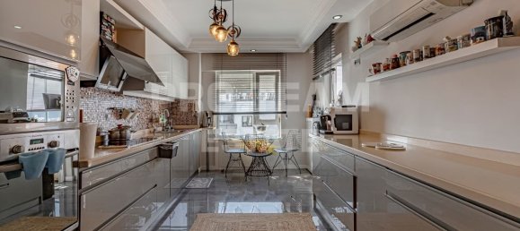 Квартира с 4 комнатами в Коньяалты, Турция № 23162 11