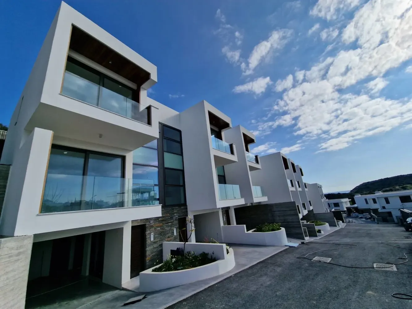 2 bedrooms Villa in Agios Tychonas, Cyprus No. 1444