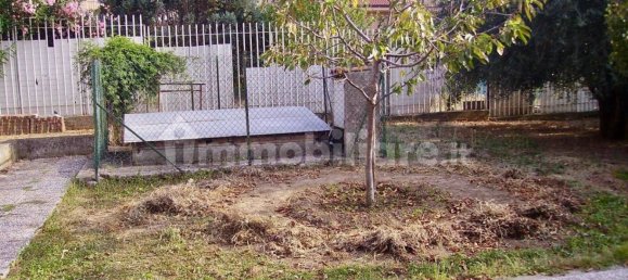 4 bedrooms Villa in Ventimiglia, Italy No. 353302 3