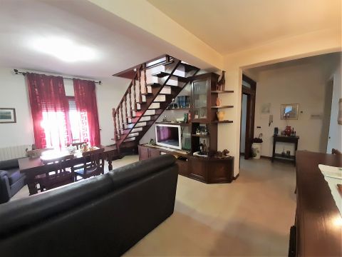 2 غرف نوم شقة في Acquapendente, Italy رقم 203532