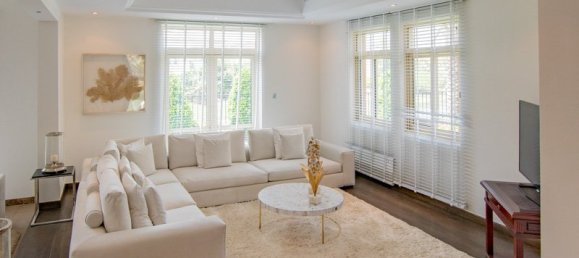 4 bedrooms Villa in Jumeirah Islands, UAE No. 3353 8