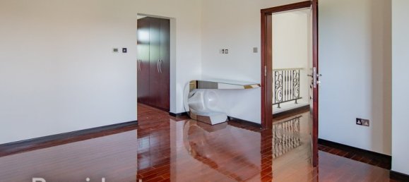 4 bedrooms Villa in Jumeirah Islands, UAE No. 3353 18