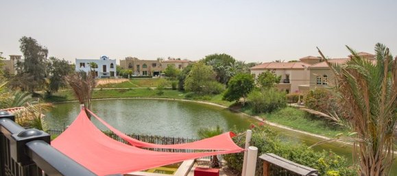 4 bedrooms Villa in Jumeirah Islands, UAE No. 3353 19