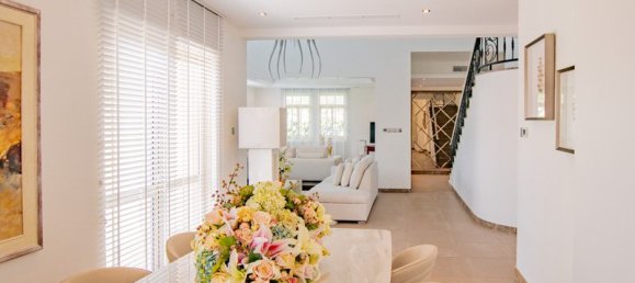 4 bedrooms Villa in Jumeirah Islands, UAE No. 3353 5