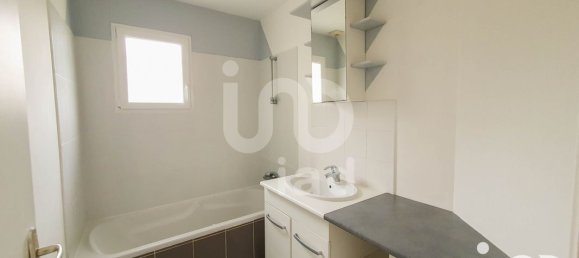 3 bedrooms House in Tours, France No. 161373 11