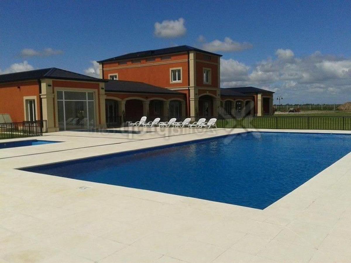  Land in Ezeiza, Argentina No. 41022