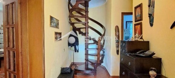 5 غرف نوم فيلا في Pisa, Italy رقم 221653 18