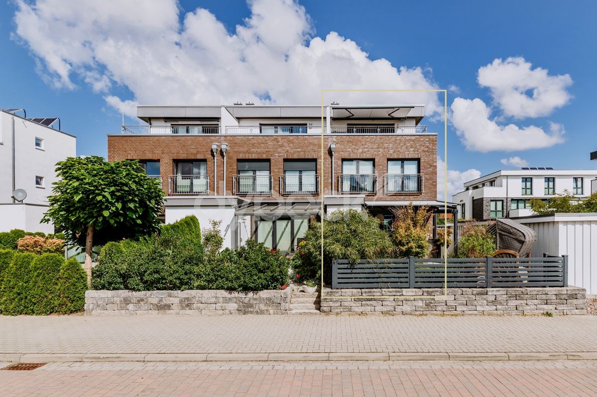 Adosado de 3 dormitorios en Luneburg, Germany No. 327004