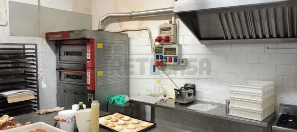 200m² Commercial property in Marsala, Italy No. 328645 12