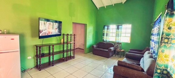 3 bedrooms House in Saint George, Saint Vincent and the Grenadines No. 22 2