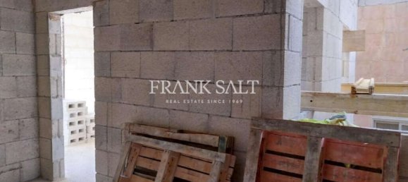 1 bedroom Apartment in Marsalforn, Malta No. 1053 4