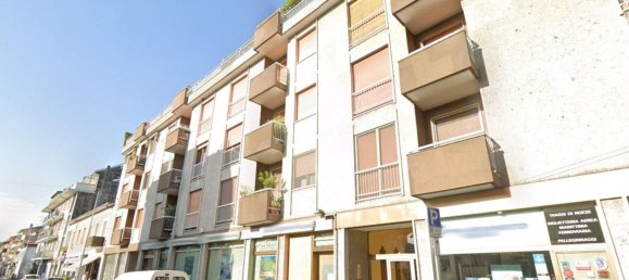 385m² Office in Novara, Italy No. 376357 2