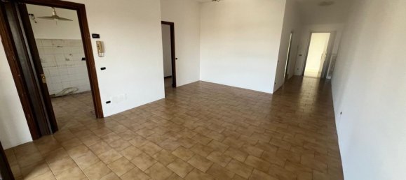 Apartamento de 4 divisões em Romano di Lombardia, Italy N.º 208829 4