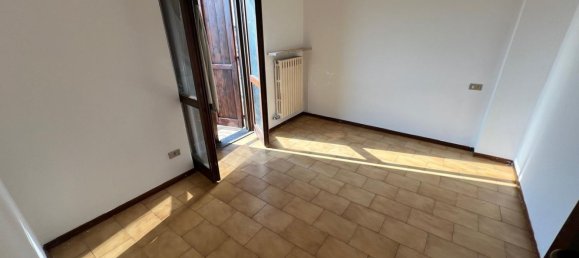 Apartamento de 4 divisões em Romano di Lombardia, Italy N.º 208829 11