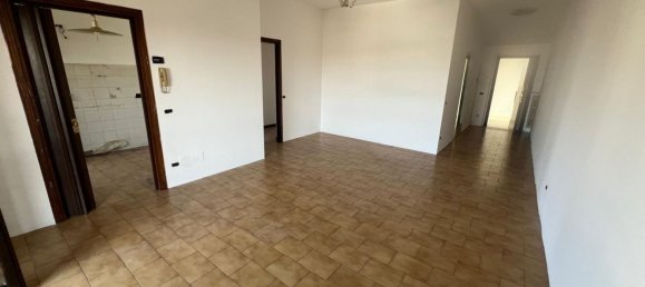 Apartamento de 4 divisões em Romano di Lombardia, Italy N.º 208829 3