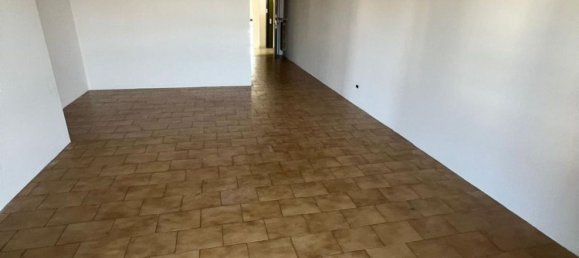 Apartamento de 4 divisões em Romano di Lombardia, Italy N.º 208829 2