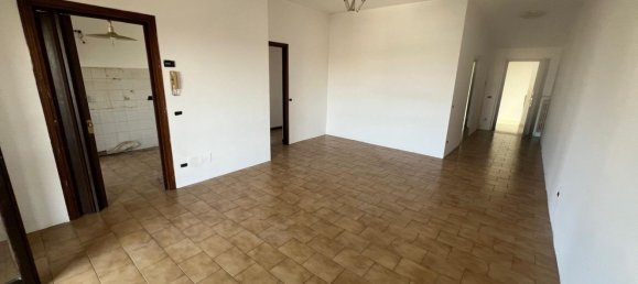 Apartamento de 4 divisões em Romano di Lombardia, Italy N.º 208829 14