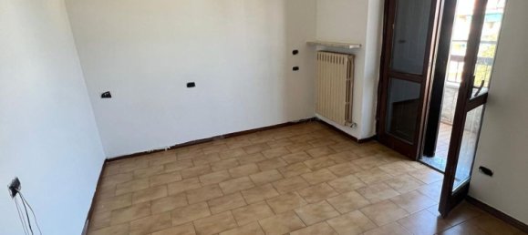 Apartamento de 4 divisões em Romano di Lombardia, Italy N.º 208829 36