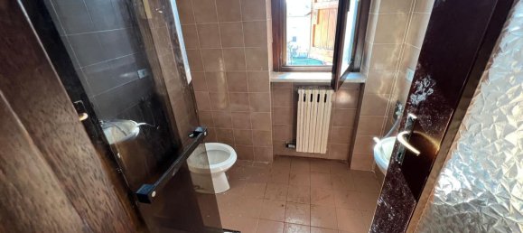 Apartamento de 4 divisões em Romano di Lombardia, Italy N.º 208829 10