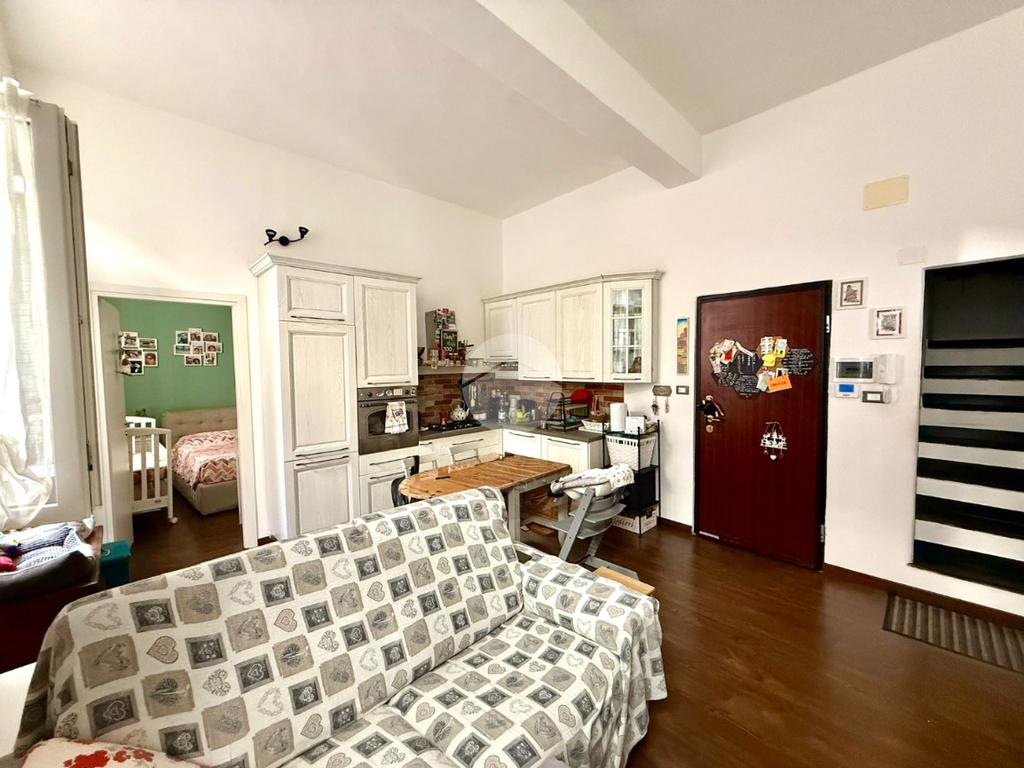 2 bedrooms Apartment in Genoa, Italy No. 353036